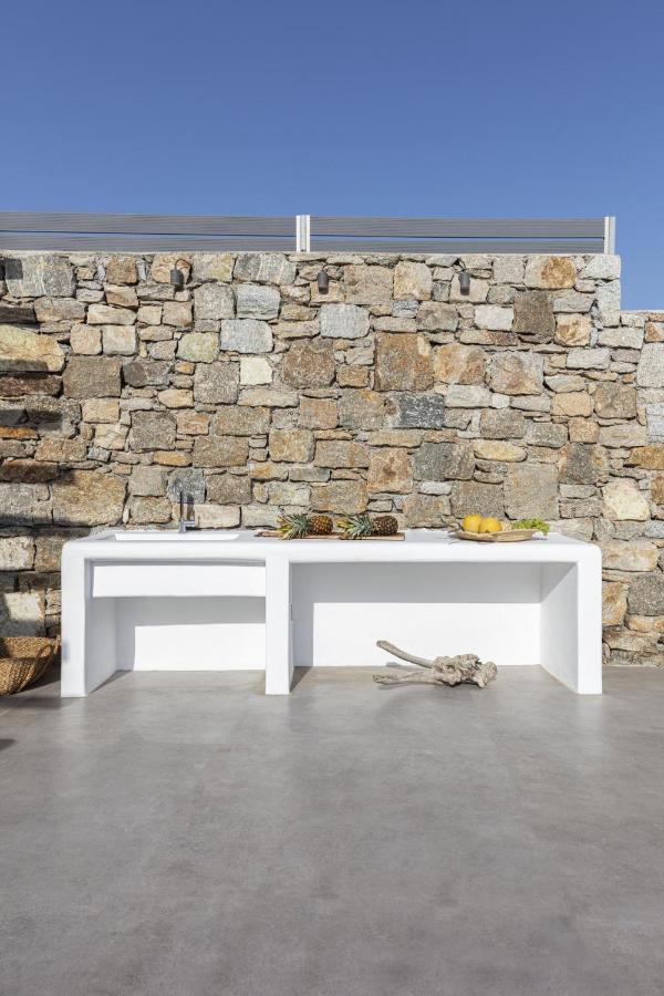 Agapi, 2 Min Walk To The & Heated Pool, By Red Windmill Villa *